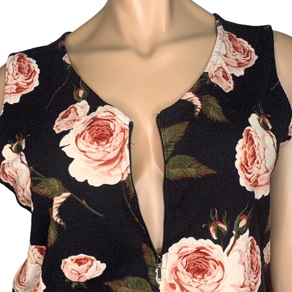 LulaRoe Sleeveless Top Pullover Size XL Roses Print Black and Pink - Picture 3 of 8